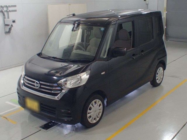 3105 Nissan Dayz roox B21A 2017 г. (CAA Chubu)